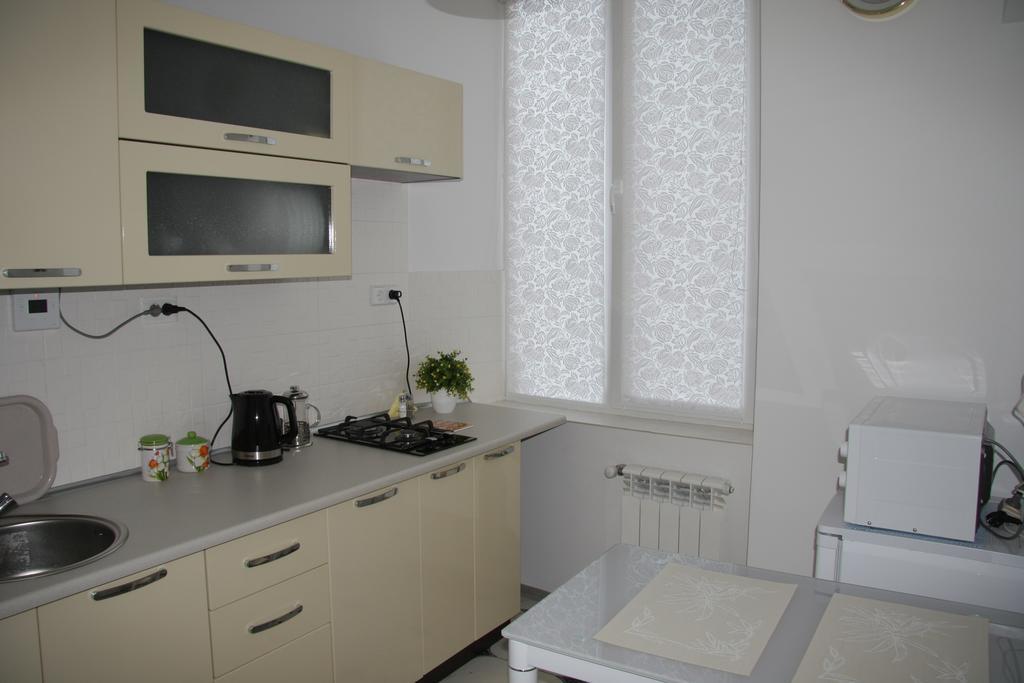 Apartment on Virmenska street 2 Lviv Buitenkant foto