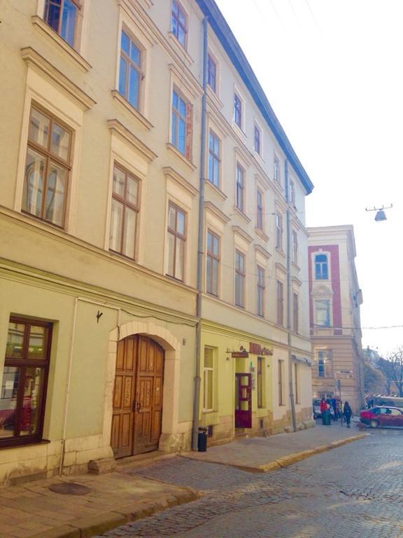 Apartment on Virmenska street 2 Lviv Buitenkant foto
